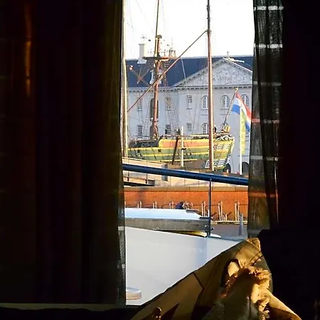 Hotelboat Iris Szálloda *