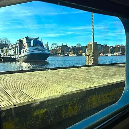 Hotelboat Iris