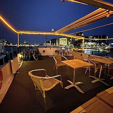 Hotelboat Iris Hotel
