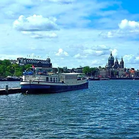 Hotelboat Iris Hotel *